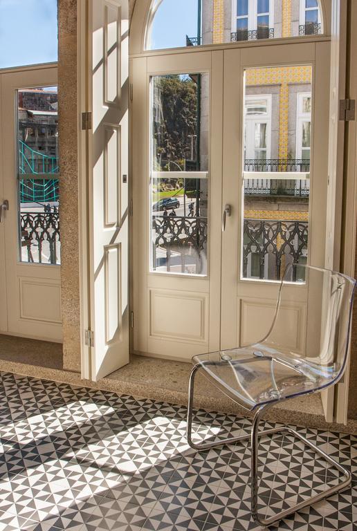 Cardosas Charming Apartment With Balconies Porto Quarto foto